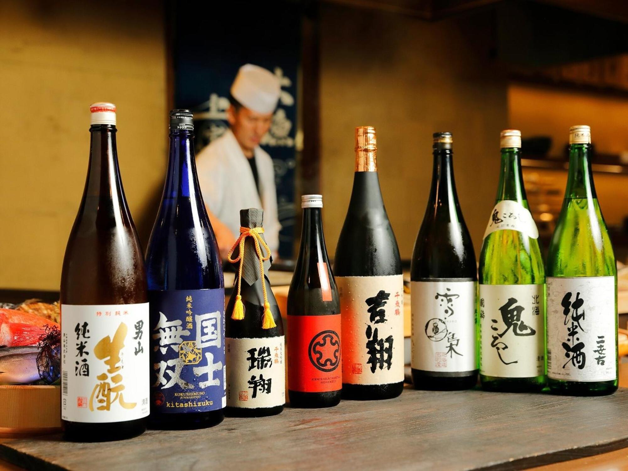 千岁ana皇冠假日酒店 外观 照片 Bottles of sake